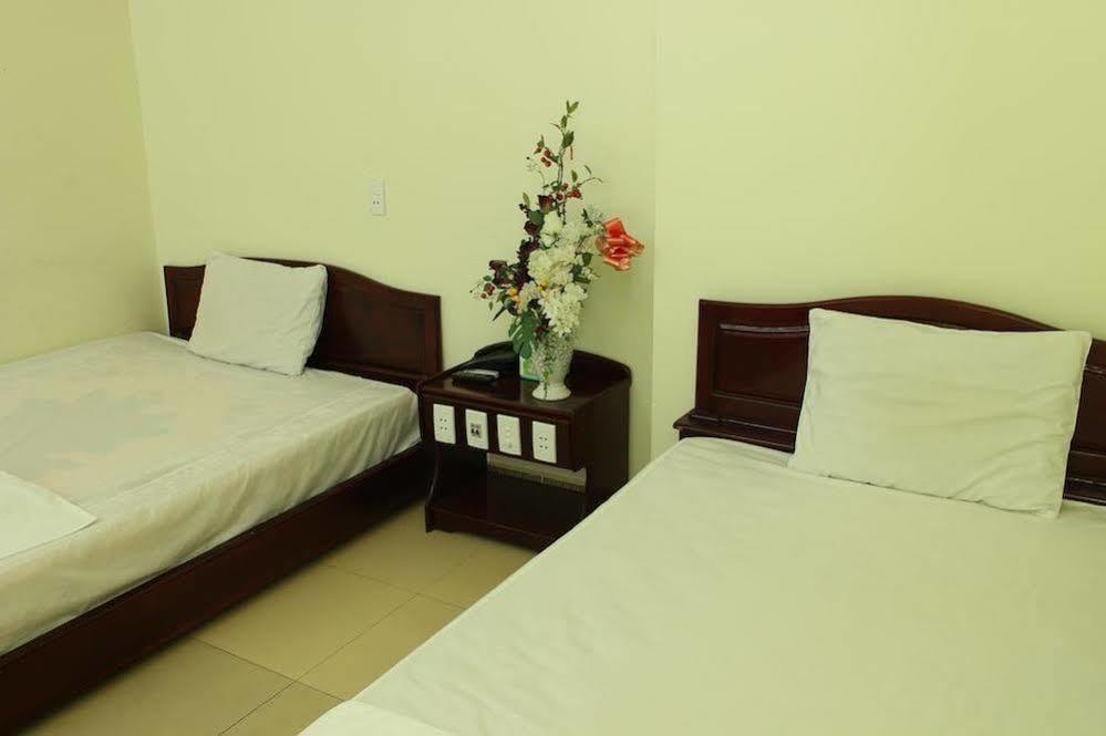 Dương đàn Khách sạn 2*